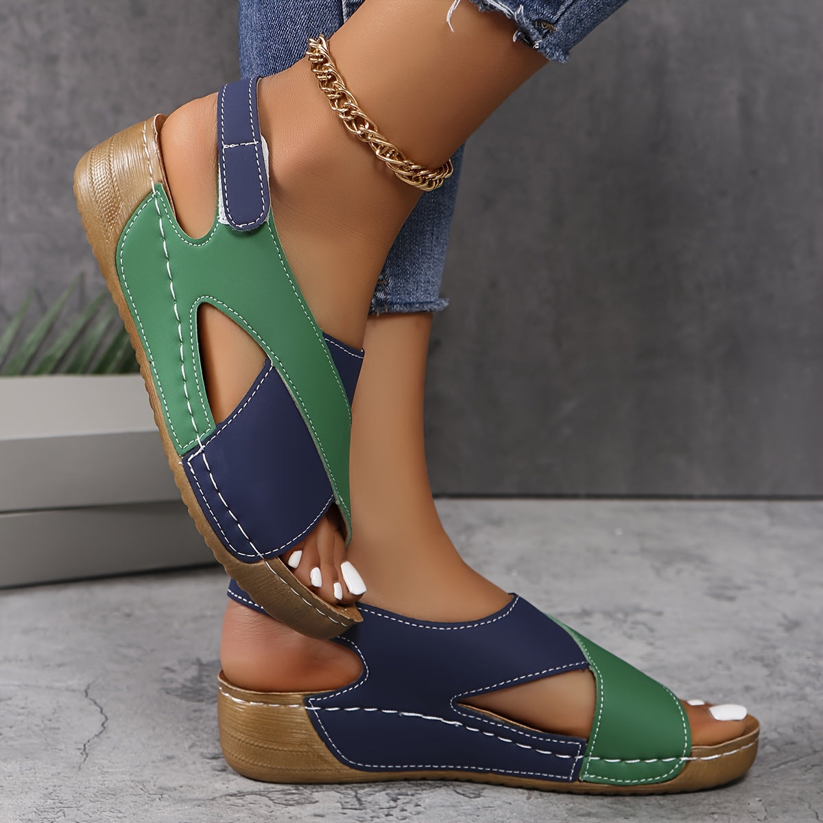 Laura™ – Ultrabequeme orthopädische Sandale