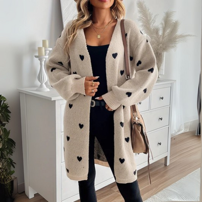 Julia - Strickjacke mit Herzmuster