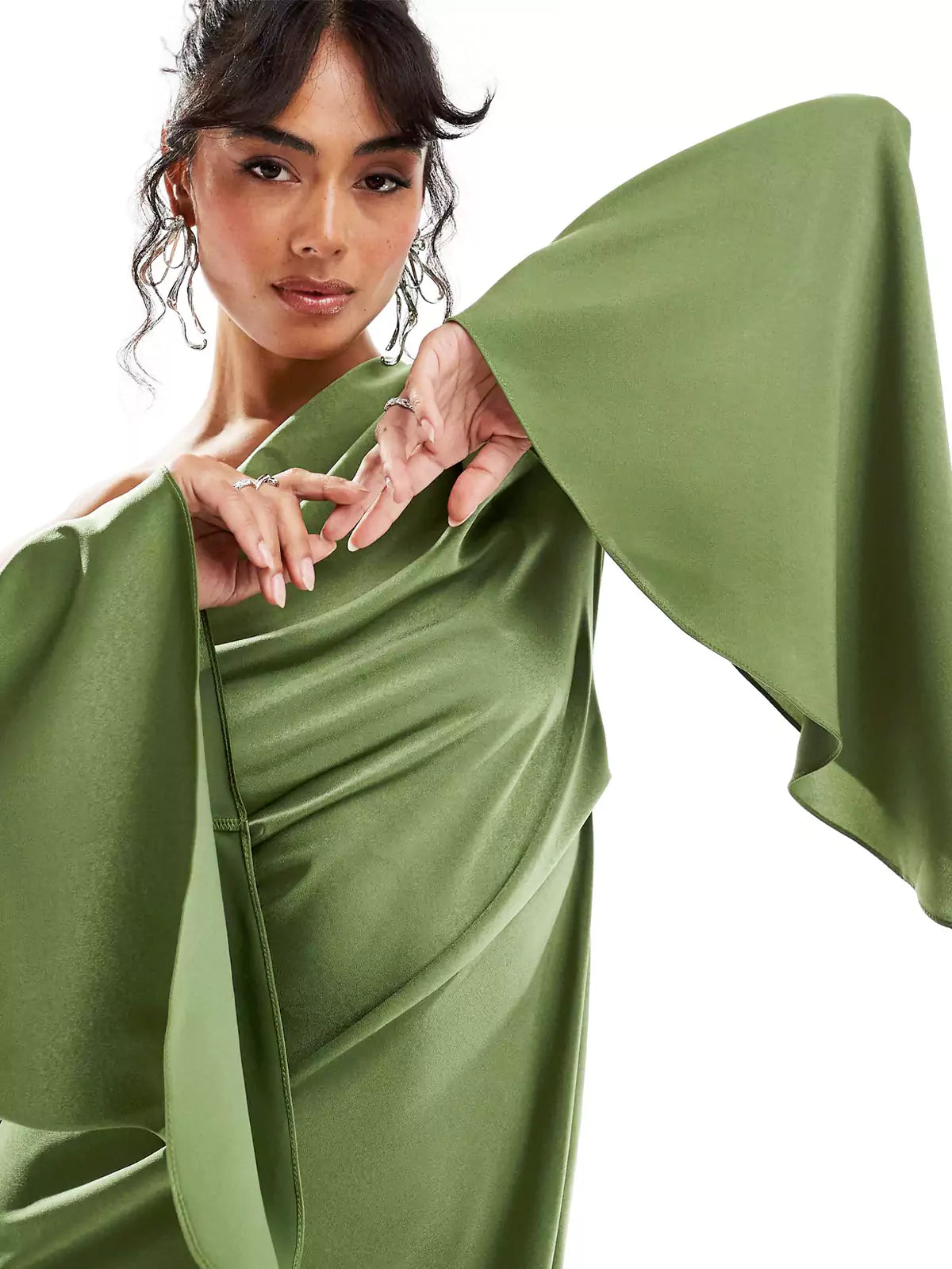 Asyntha™ | Maxi-jurk met één schouder en klokmouwen