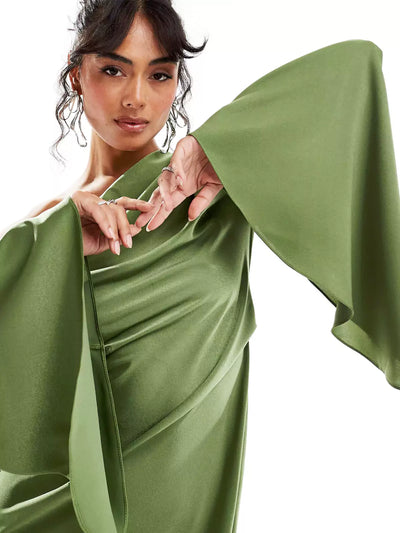 Asyntha™ | Maxi-jurk met één schouder en klokmouwen