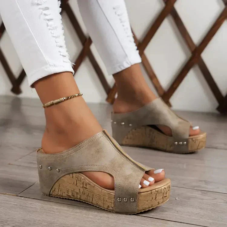 Luna™ | Stilvolle orthopädische Keilsandalen