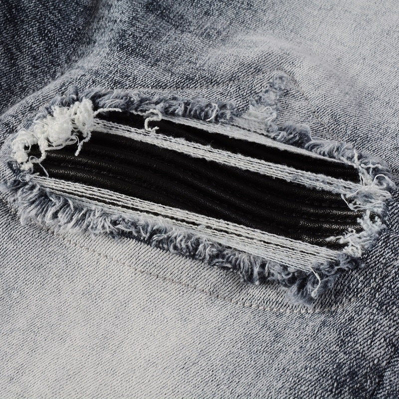 Jeans ajustados desgastados Blackout