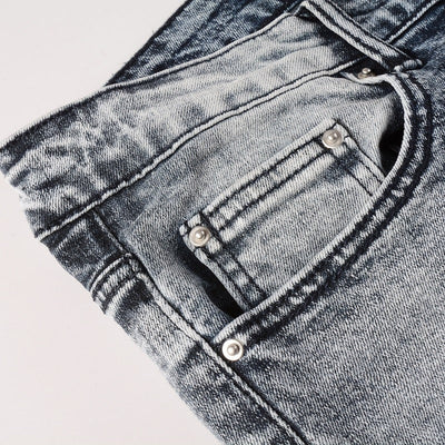 Jeans ajustados desgastados Blackout
