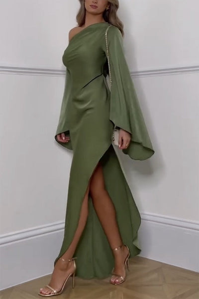 Asyntha™ | Maxi-jurk met één schouder en klokmouwen